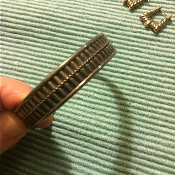 ✨HP 12/17✨Statement Necklace, Earrings &Bracelet - Picture 4 of 7